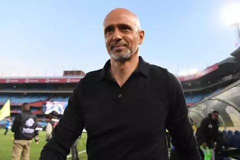 مدرب صنداونز: أمامنا تحدٍّ صعب للغاية أمام بيراميدز.. ونحتاج لمحاربين